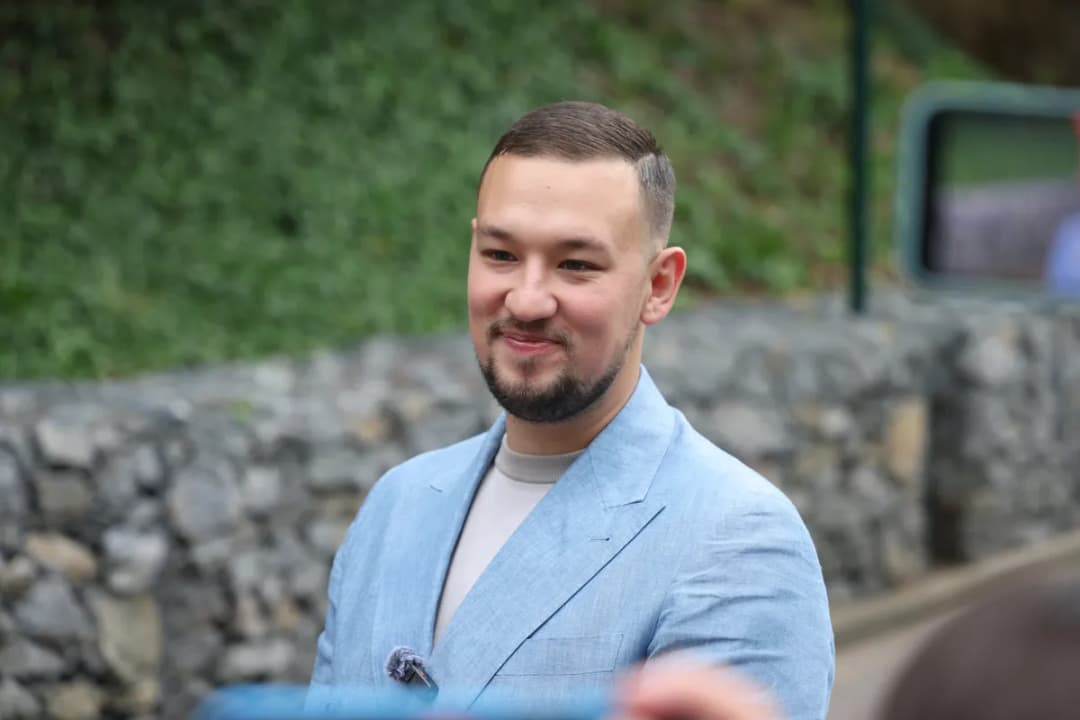 Slika uz članak: "Šaban Šaulić je pevao na vašarima, šta je tu sramota?": Uroš Živković brutalno odgovorio kolegama