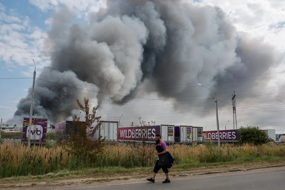 Slika uz članak: Moskva pod udarom: Stotine ukrajinskih dronova, ima mrtvih, pogođena i rafinerija