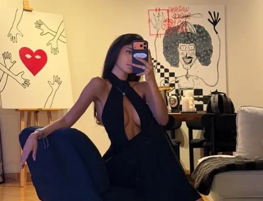 Slika uz članak: Đina Džinović krstari jahtom sa majkom i očuhom, a sada je objavila fotke od kojih zastaje dah (FOTO)