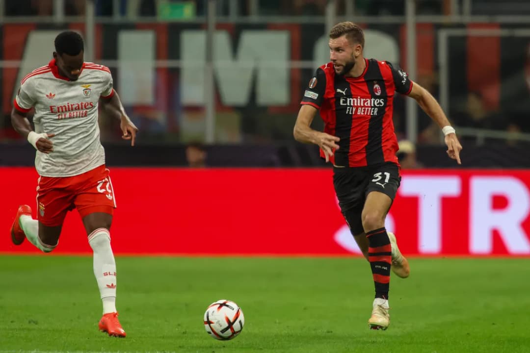 Slika uz članak: Pavlović i Milan se obrukali: Benfika ih deklasirala, Dinamo bez pobede