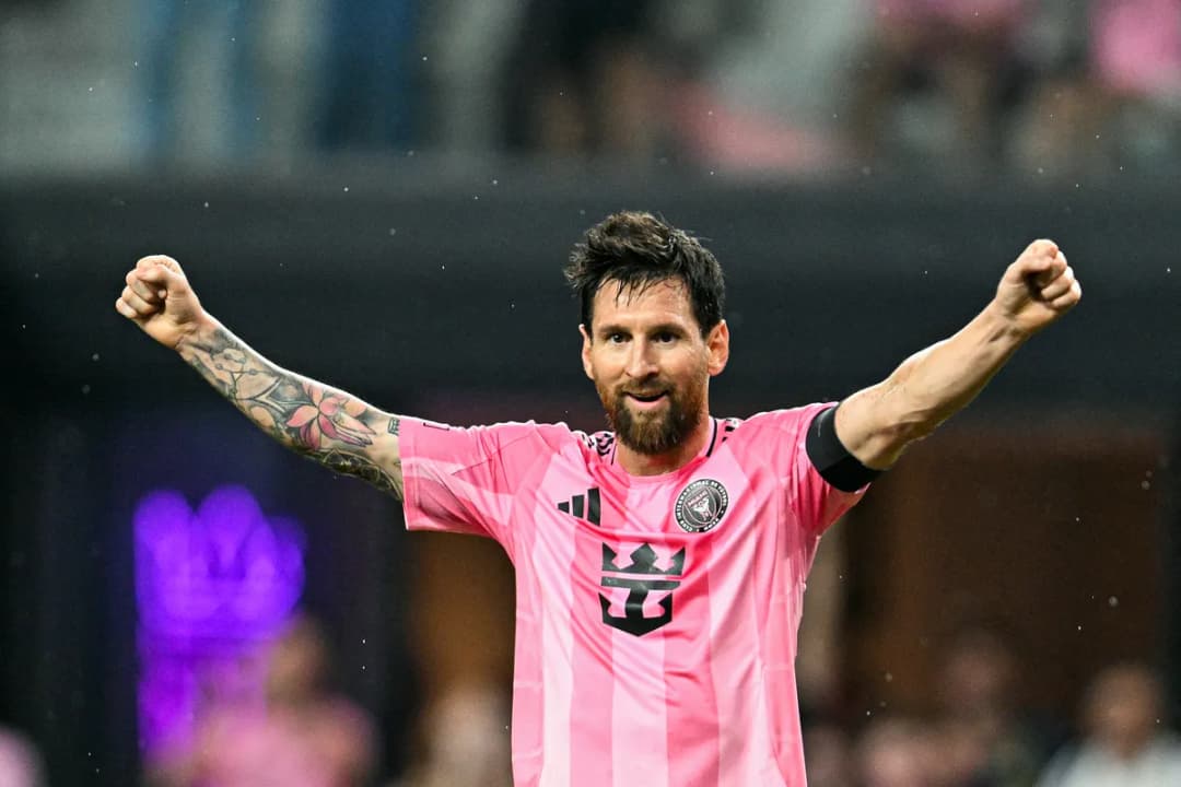 Slika uz članak: VIDEO Mesi dao gol iz slobodnjaka: Sve je bliži vrhu po ovom parametru, a nije daleko ni od Ronaldovog rekorda