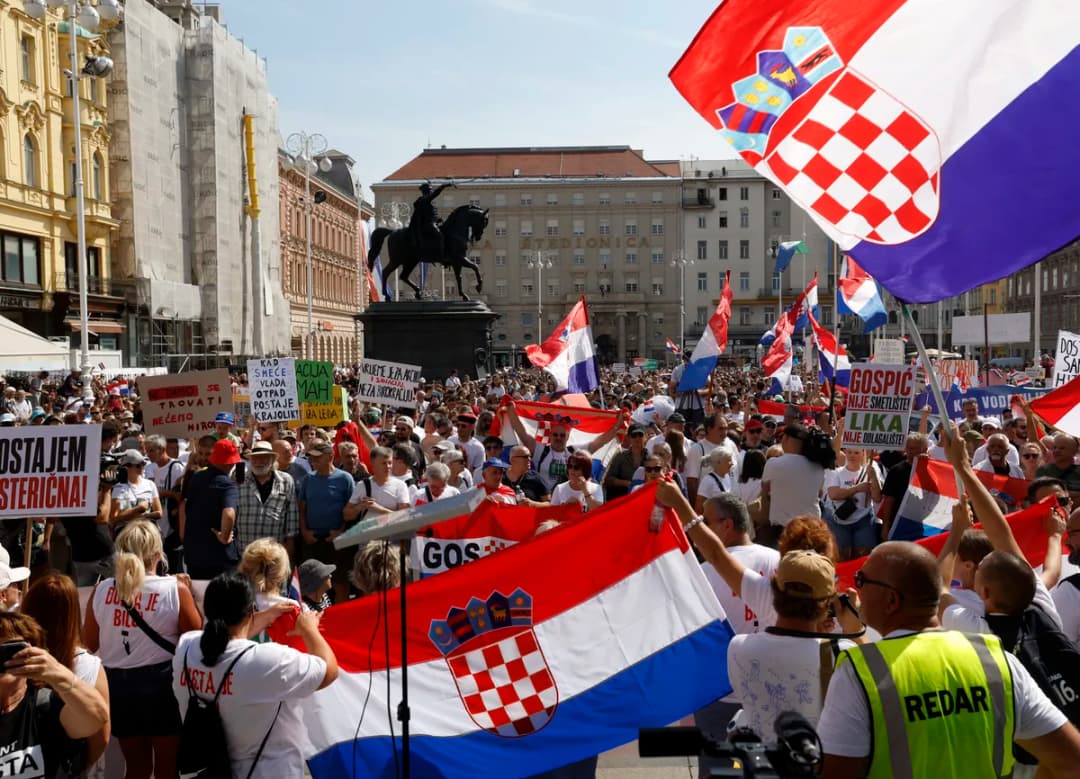 Slika uz članak: Veritas upozorio državljane Srbije koji putuju u Hrvatsku na posledice objava na društvenim mrežama