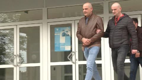 Slika uz članak: Božović uhapšen na kapiji UIKS-a