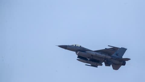 Slika uz članak: Američki vojni avion srušio se blizu američke baze u Njemačkoj, pilot iskočio
