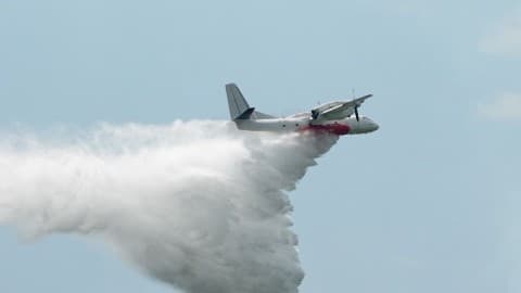 Slika uz članak: Helikopteri VCG gasili požare u Nikšiću i Podgorici, izbačeno 45 tona vode