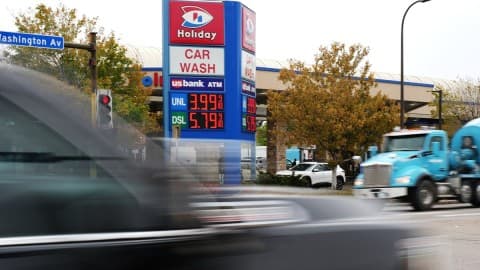 Slika uz članak: Cijene nafte u padu: Brent ispod 101 dolara po barelu
