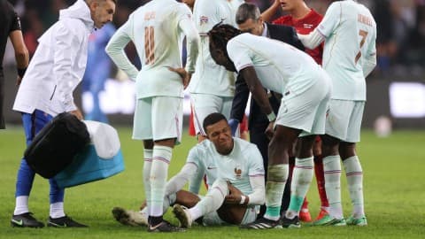 Slika uz članak: Mbape povrijedio tetivu koljena, danas pregledi u Madridu i datum povratka na teren