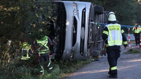 Slika uz članak: Dvije osobe poginule, a više ih je povrijeđeno u udesu turističkog autobusa blizu Minhena