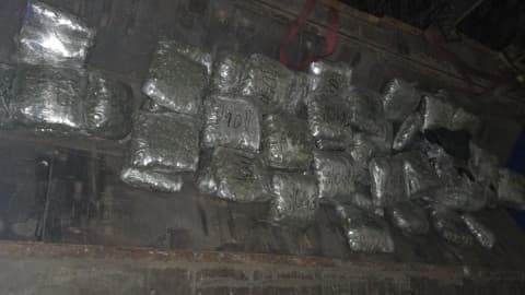 Slika uz članak: Zaplijenjeno 65 kilograma droge: Bh. državljanin uhapšen na granici između BiH i Crne Gore