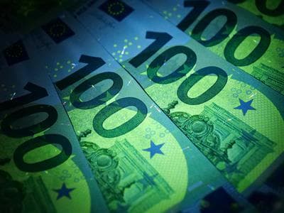 Slika uz članak: Javnofinančni primanjkljaj v drugem četrtletju porasel na 3,9 odstotka BDP