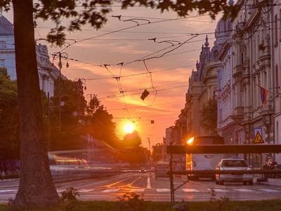 Slika uz članak: Zagreb trepeta: se bo jutri vse sesulo?
