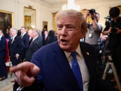 Slika uz članak: Trump mora znova omogočiti vstop trem medijem v Belo hišo