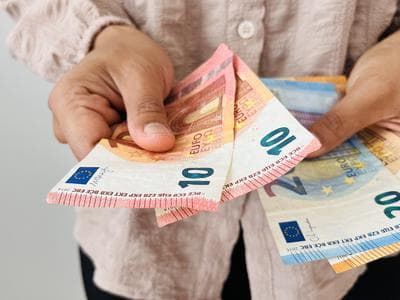 Slika uz članak: Prosječni Slovenac ima 44.700 eura finansijske imovine: Ali 10 posto najbogatijih posjeduje gotovo polovinu ukupnog bogatstva