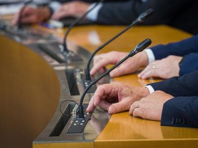 Slika uz članak: DZ bo odločal o predlogu zakona o Skoku
