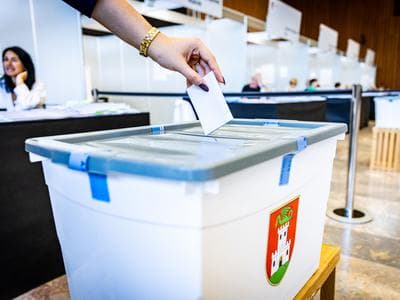 Slika uz članak: Pred nedeljskimi referendumi nastopil volilni molk
