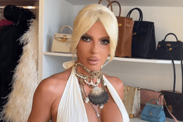 Slika uz članak: Jelena Karleuša iznenadila: “Možda rodim treće dijete”