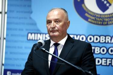Slika uz članak: Teško im pala istina: Sanja Vulić i Milorad Kojić podnijeli prijavu protiv ministra Zukana Heleza
