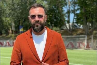 Slika uz članak: SMIJENJEN SLOBODAN ŠOJA Ministru kulture i sporta zasmetao njegov komentar o Biljani Plavšić