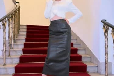 Slika uz članak: (FOTO) “I dalje imam struk 62 cm, ponekad me to nervira” Pjevačica godinama ima istu kilažu, a veliki je GURMAN