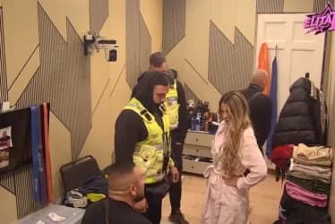Slika uz članak: HAOS U ELITI 10 Filip Car pljunuo Aneli u lice, uslijedile brutalne uvrede i prijetnje
