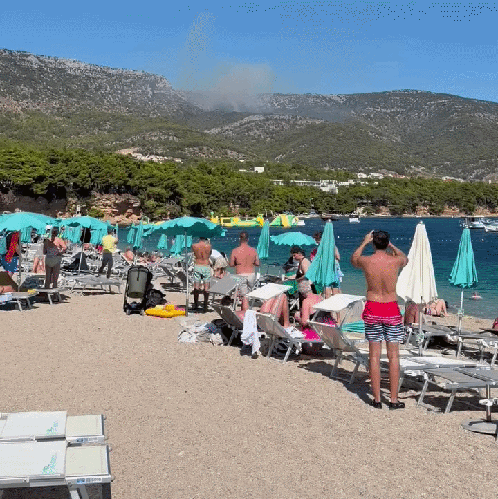 Slika uz članak: Turist iz BiH spašavao bebu iz strašnog požara na Braču: "Žar joj je pao na glavu, kosa je gorjela"