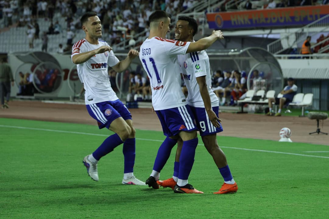 Slika uz članak: Jedna na ‘mišiće‘, uz malo testiranja živaca, ali ovaj Garcijin Hajduk je sasvim zasluženo na vrhu HNL-a