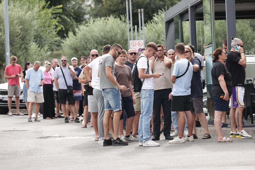 Slika uz članak: Livaković izgubio prvu veliku bitku u Barceloni? ‘Je li spreman? O tome moramo razmišljati...‘