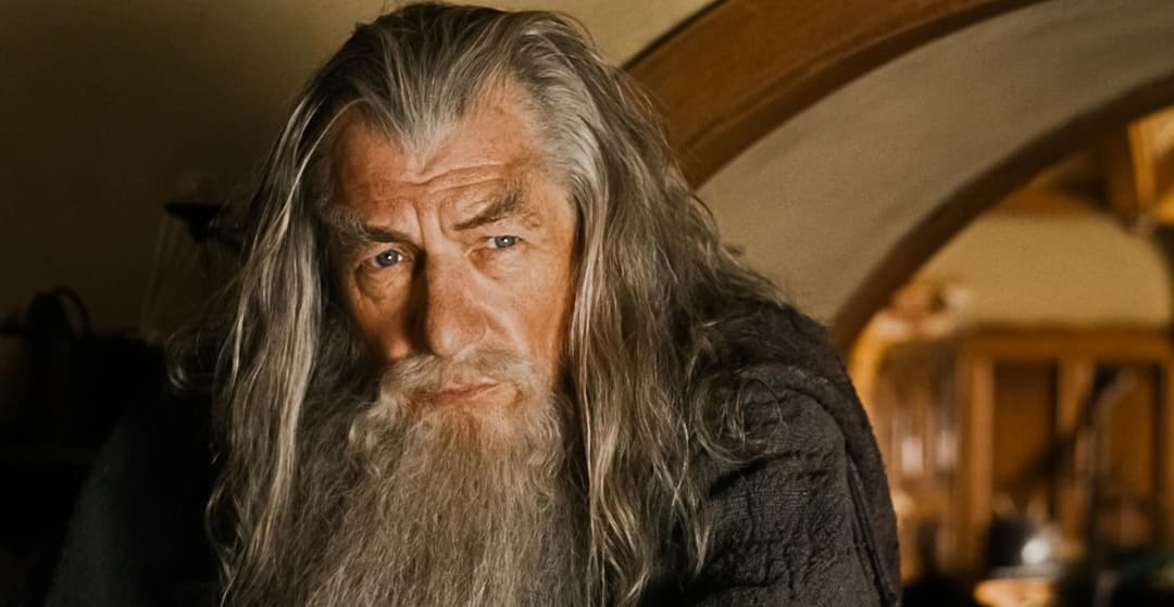 Slika uz članak: (VIDEO) Ijan Mekelen ponovo kao Gandalf: Objavljen prvi snimak sa seta „Lova na Goluma“(VIDEO)