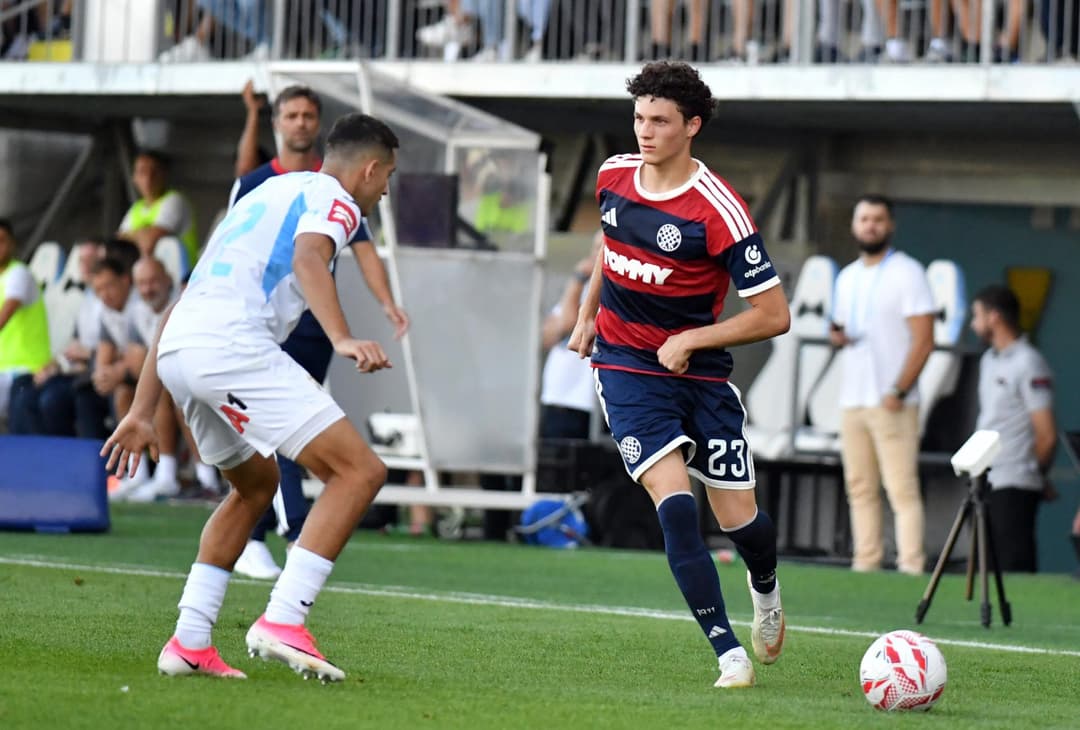 Slika uz članak: Oslabljeni Hajduk nakon velikih grešaka, teško poražen na Rujevici