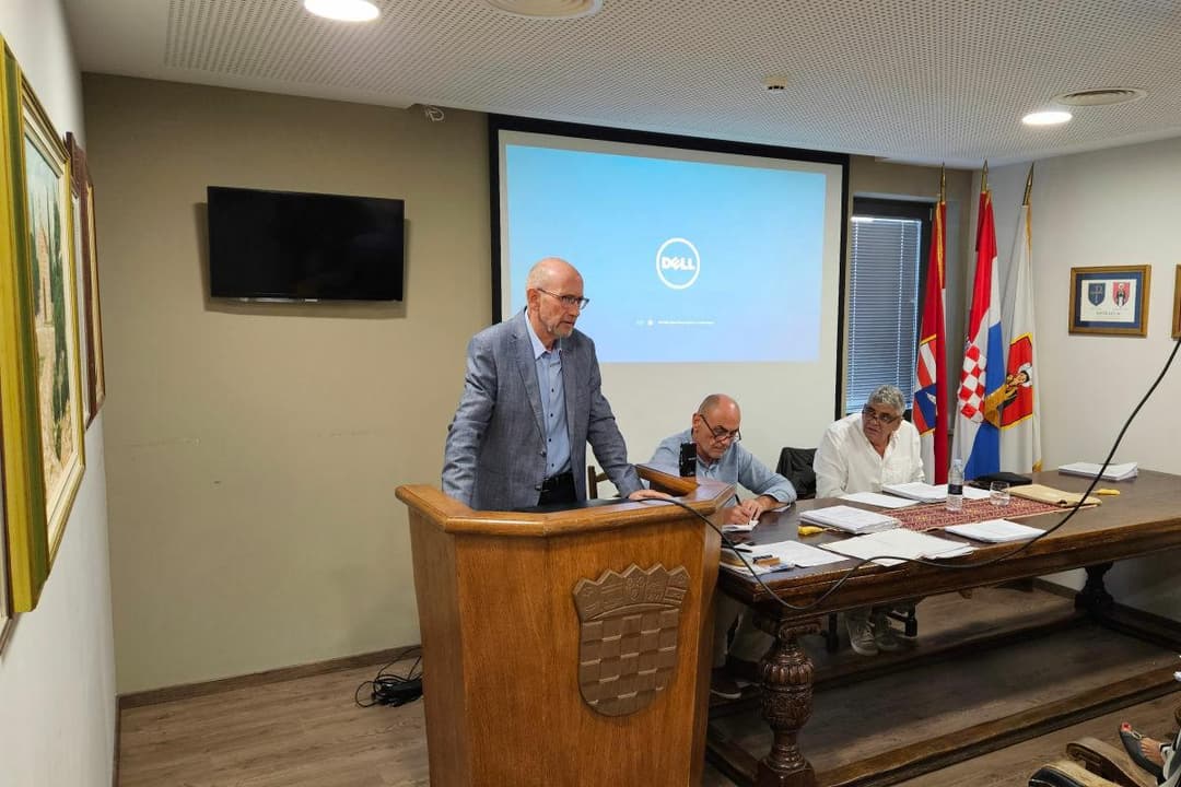 Slika uz članak: Lasić: ‘Uz najveći proračun ikad od 49,8 milijuna eura, prvu polovicu godine obilježio je snažan razvojni zamah!‘