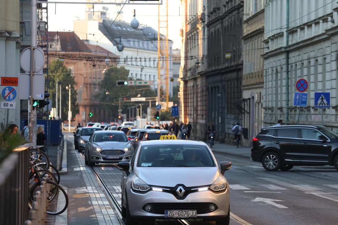 Slika uz članak: U Zagrebu ne voze tramvaji i autobusi: evo koliko je danas u metropoli veća potražnja za taksi prijevozom