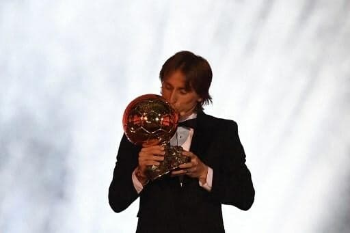 Slika uz članak: Otkriveno kako je Modrić saznao da je osvojio Zlatnu loptu: ‘Nastala je emotivna tišina, mogao sam čuti suze‘