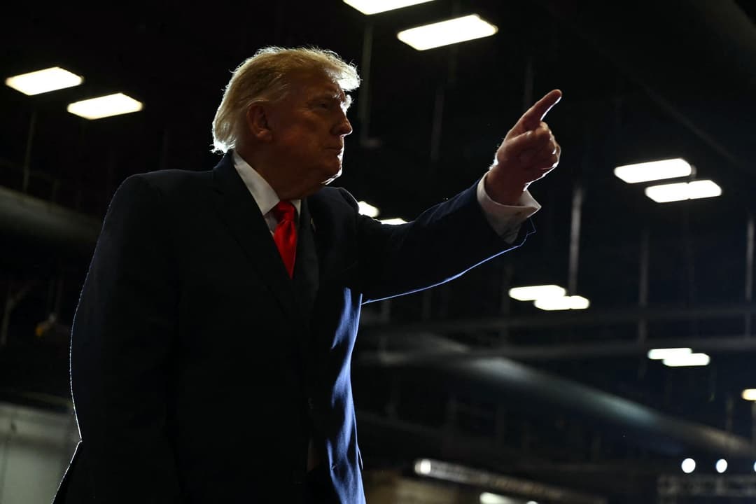 Slika uz članak: Korak do kaosa na benzinskima: Trump zatvara ventil iz SAD-a, cijene dizela u Europi probijaju sve rekorde?!