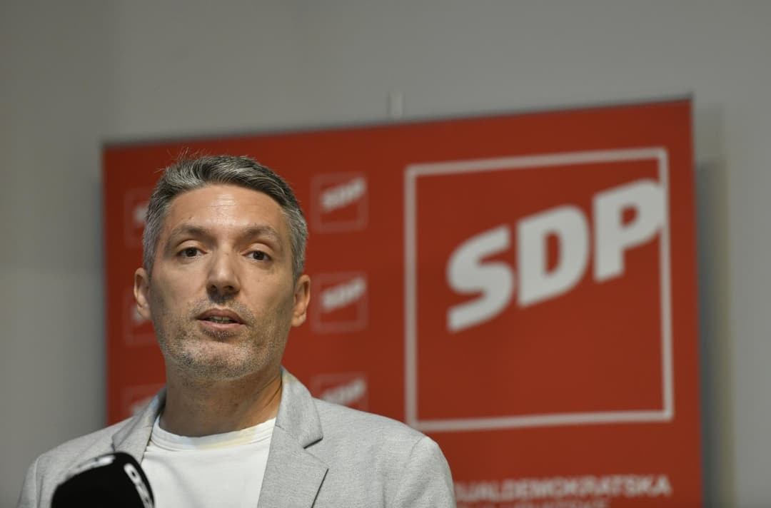 Slika uz članak: SDP-ovac udario po gradskoj vlasti: ‘Zadar ima 200 milijuna eura, a radnici preživljavaju na minimalcu od 807 eura!‘