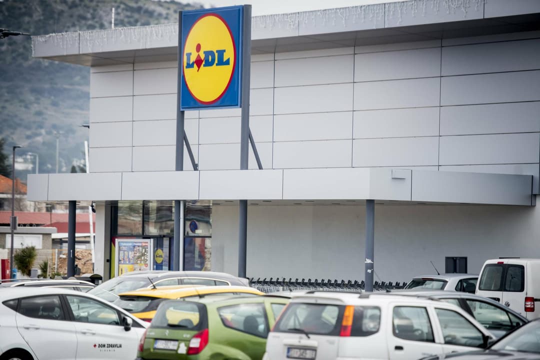 Slika uz članak: Hitno se povlači omiljeni suhomesnati proizvod iz Lidla: U njemu pronađena opasna bakterija