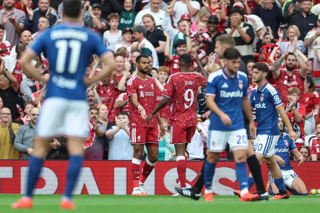 Slika uz članak: Težak udarac za Liverpool pred derbi s ‘građanima‘, dvojica napadača se iz reprezentativnih akcija vratili ozlijeđeni