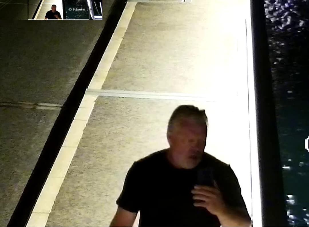 Slika uz članak: VIDEO Policija objavila snimku muškarca kojeg povezuje s napadom kod čiovskog mosta: ‘Ne približavajte mu se‘
