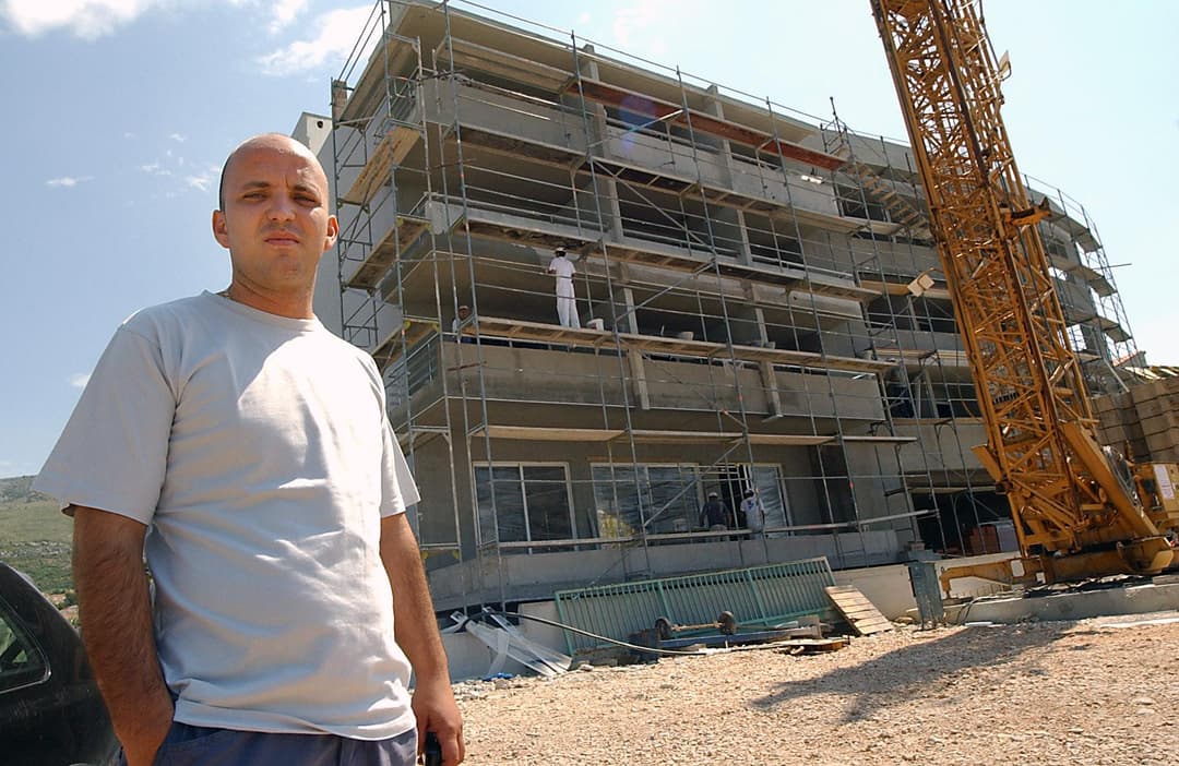 Slika uz članak: Čeka se sudbina hotela ‘Katarina‘; splitski hotelijer kupio dio, priča zapela na sudu; sad se prodaje i glavna zgrada