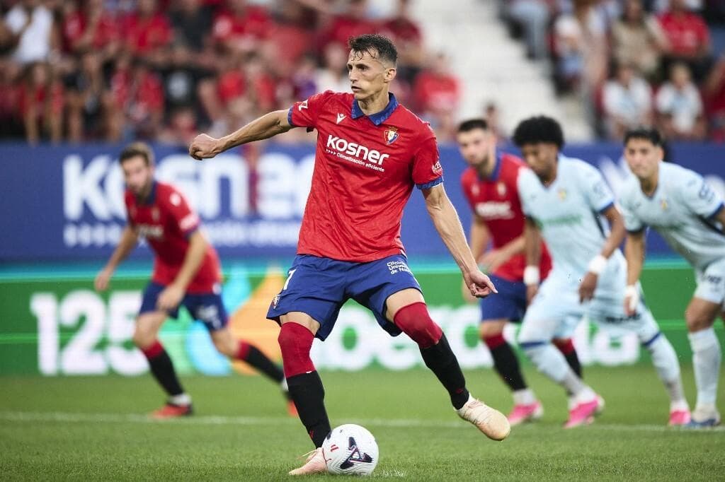 Slika uz članak: Vatreni ostao bez trenera! Njegov klub doživio debakl, usljedila hitna reakcija