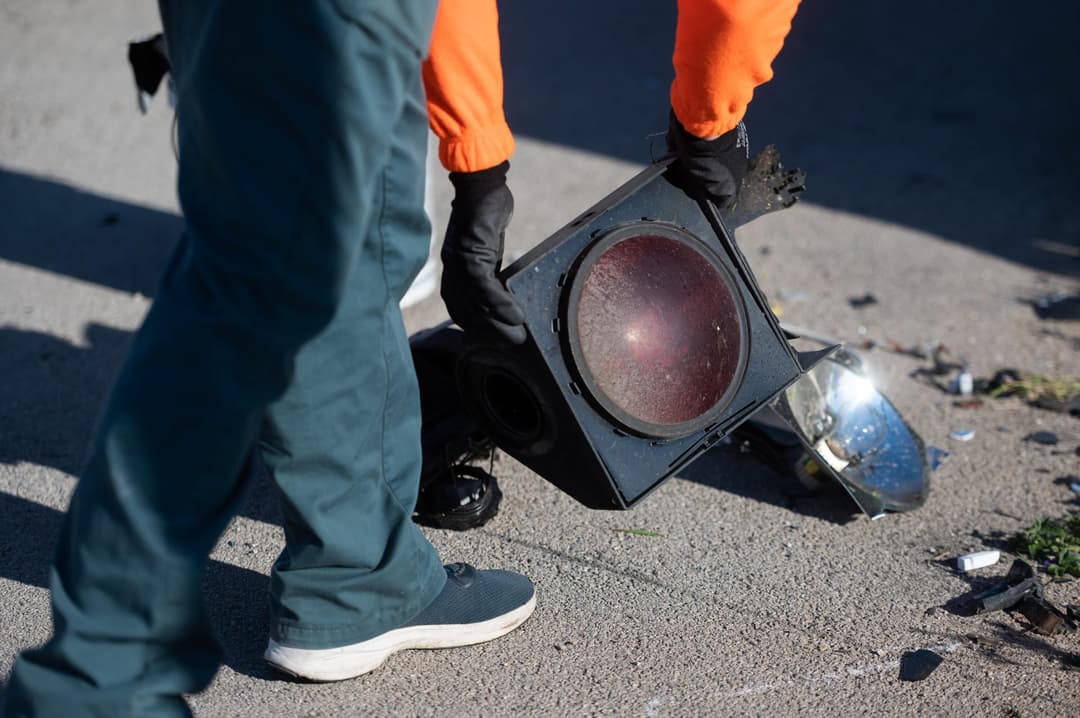 Slika uz članak: Ignorirao stop, pa ‘pomeo‘ auto: U sudaru koji je skrivio 71-godišnjak, tri su žene hitno prevezene u zadarsku bolnicu