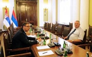 Slika uz članak: Picula: Vučić s ratnim zločincem Šešeljom dogovorio predizborni savez