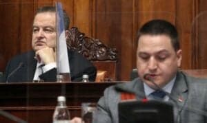 Slika uz članak: Nastavlja se okršaj u SPS-u: Ko je sve otišao za Ružićem