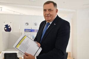 Slika uz članak: Cvijanović tvrdi da je na njenom biračkom mjestu u Banjoj Luci bilo određenih problema