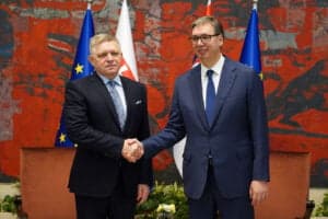 Slika uz članak: Zašto Fico nije došao na skup Vučića i SNS-a?