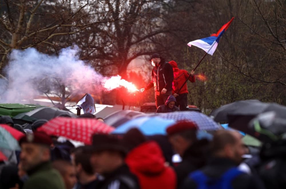 Slika uz članak: Jezive pretnje blokadera pred izbore zbog Vučića: "Zaključaću ih kući na dan glasanja" FOTO