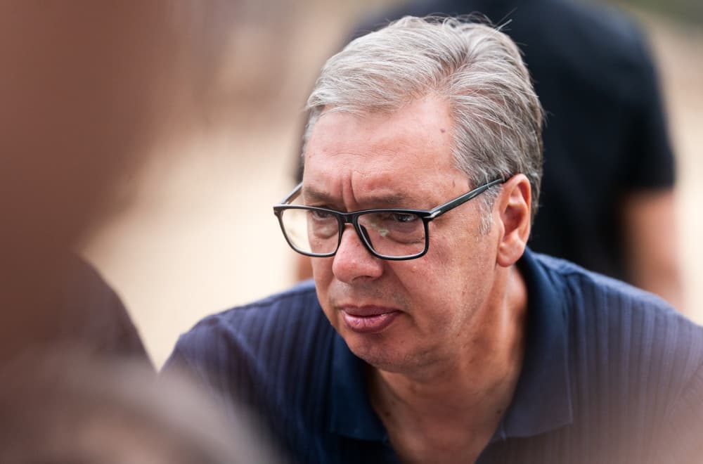 Slika uz članak: Vučić poslao moćnu poruku narodu: "Niti će koga da biju, niti će koga da ruše" VIDEO