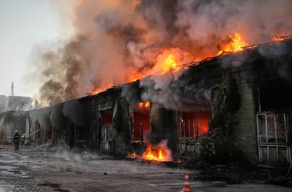 Slika uz članak: Novi masovni udar: Sve gori; Ruski dronovi u akciji – uništeni su VIDEO