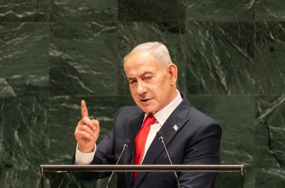 Slika uz članak: Praznile se stolice dok je Netanjahu govorio: Izraelski diplomata imao neobičan zadatak VIDEO