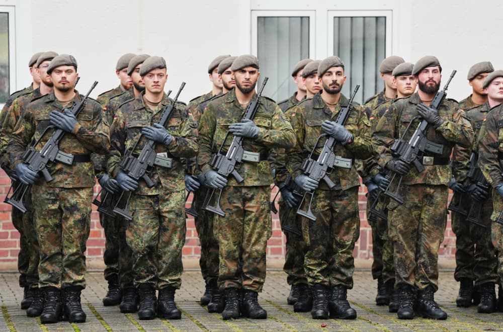 Slika uz članak: Berlin digao vojsku; Spremaju se za najgori scenario FOTO/VIDEO