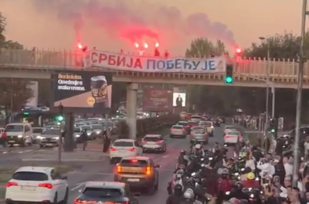Slika uz članak: Beograd je za Vučića; Omladina SNS-a i građani u akciji podrške listi "Ujedinjena Srbija" VIDEO